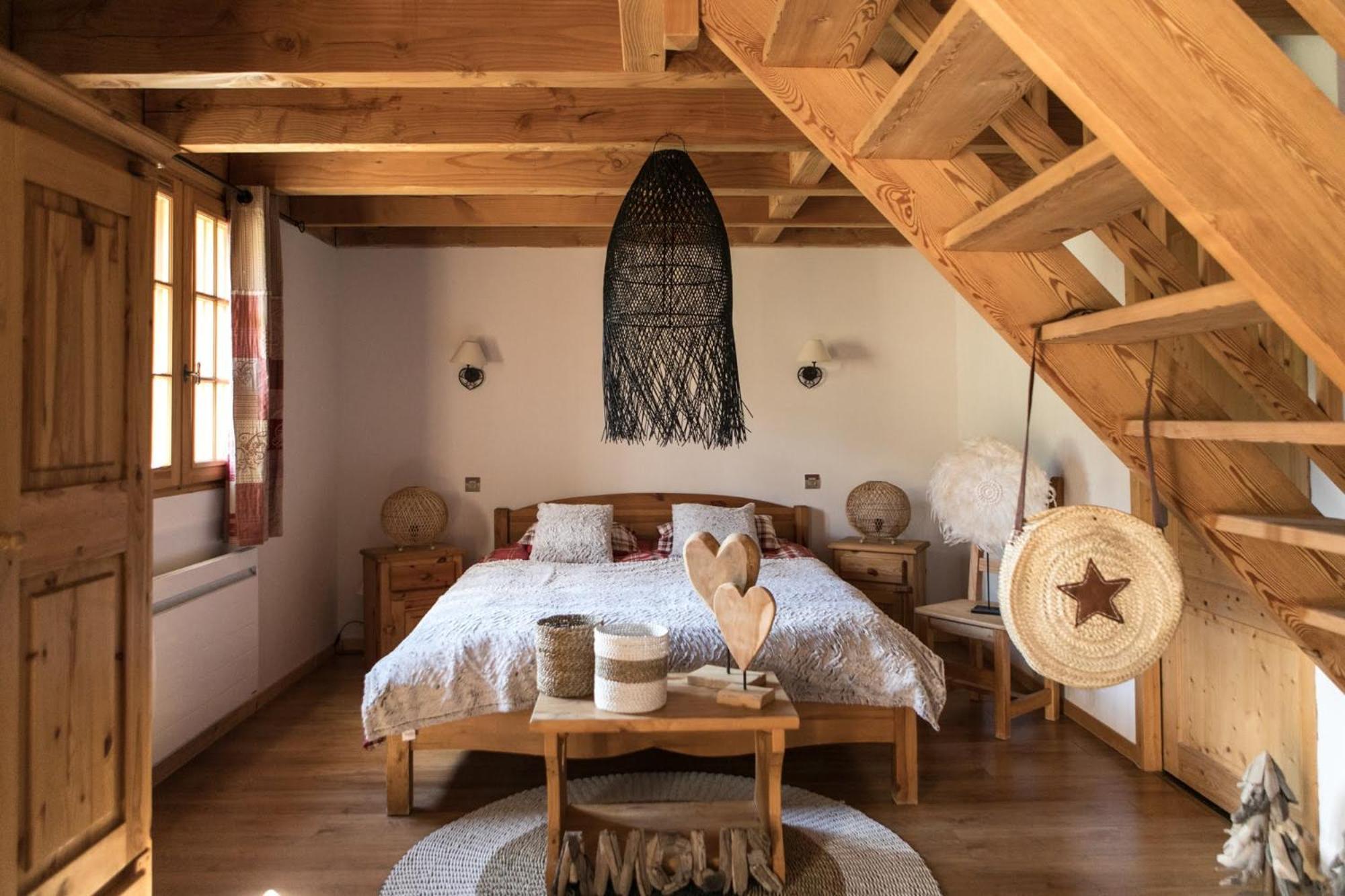 Montana Chalet Hotel & Spa Le Sauze Dış mekan fotoğraf
