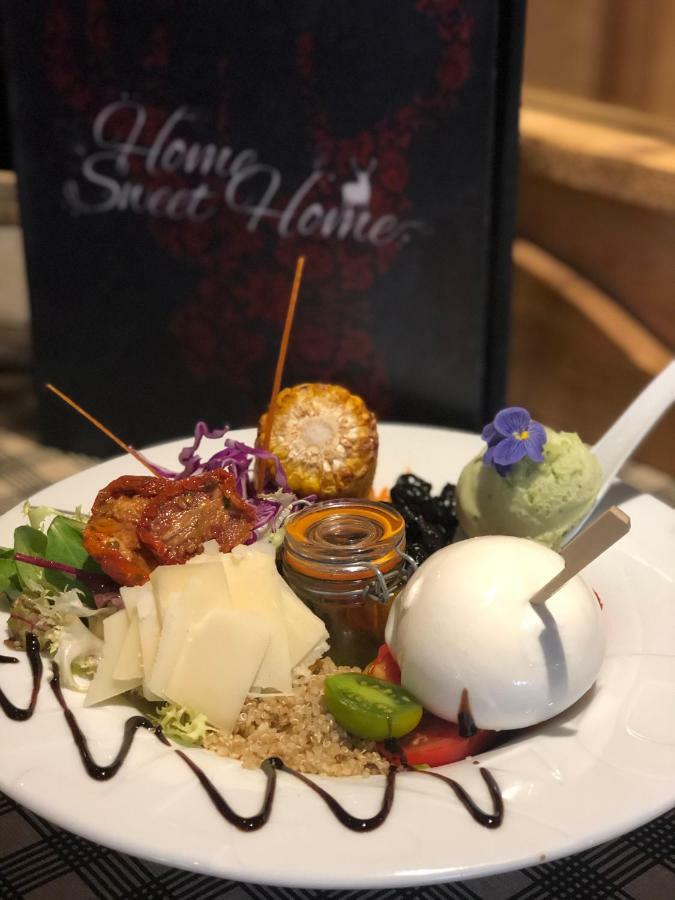 Montana Chalet Hotel & Spa Le Sauze Dış mekan fotoğraf